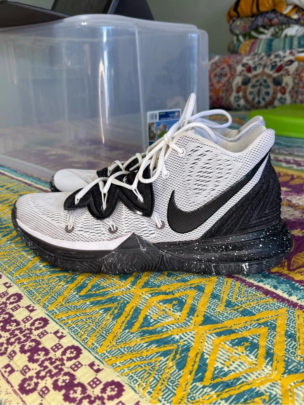 Nike Men’s 11.5 Kyrie 5 Cookies & Cream Sneakers